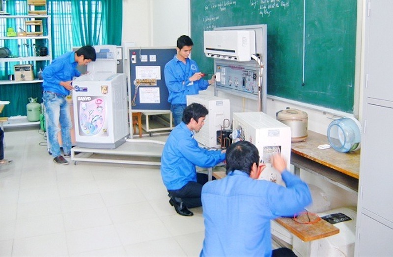 co-hoi-viec-lam-sau-khi-hoc-nghe-dien-lanh-2